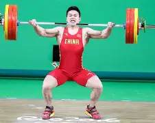 包含举重联赛上演强强对话，姑苏貔貅队绝杀岭东灰熊队，多点开花奏效；保级形势悄然变化的词条